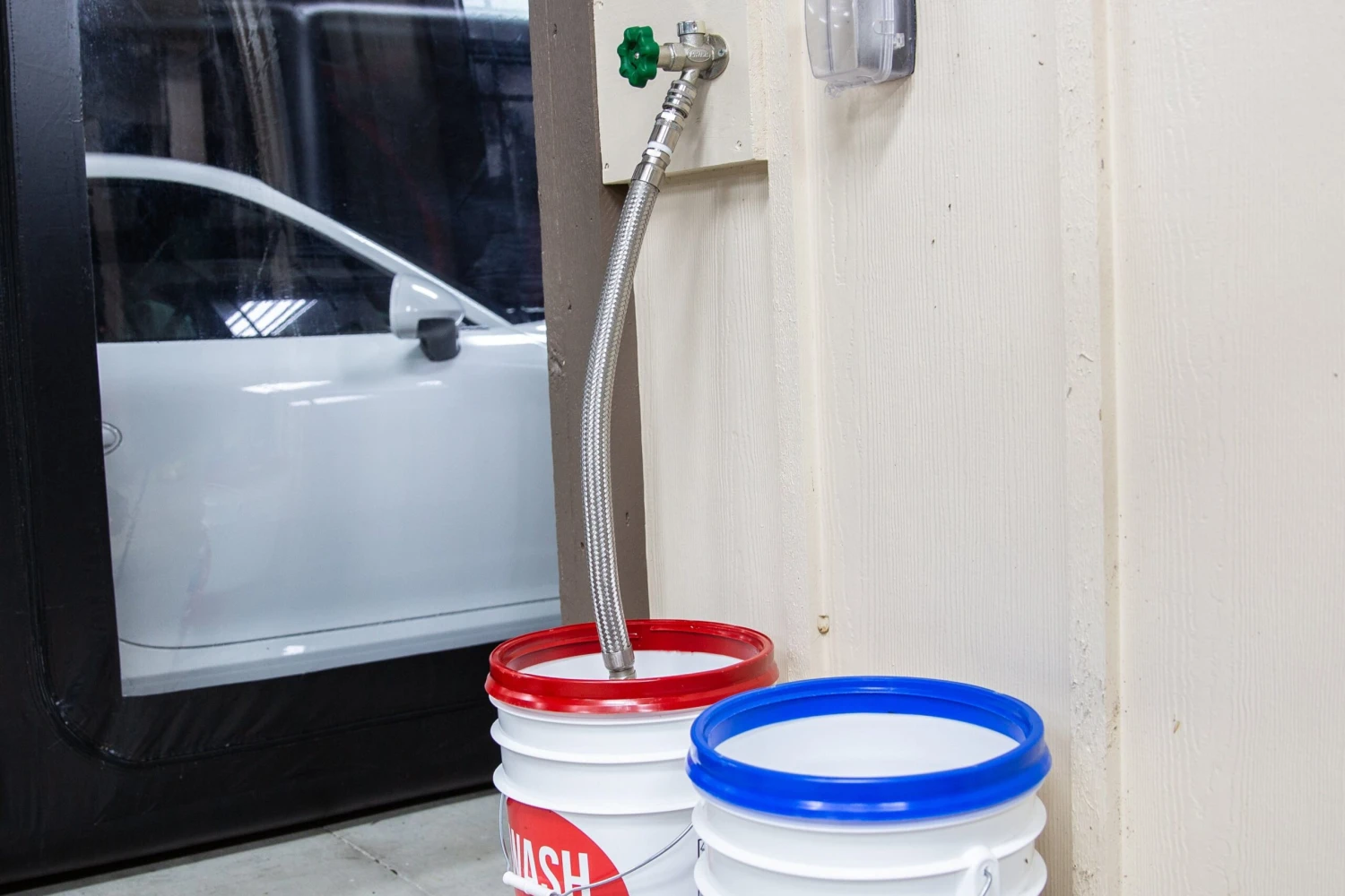 Ultimate Stainless Bucket Filler Solution Ultimate Stainless Bucket Filler Solution -Home Tool Store 0U9A0216 scaled