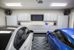 Saber Upper Cabinet -Home Tool Store 0U9A7367 c58f3714 81ea 4678 a506 a930a37dccb0