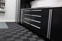 Saber Storage Locker Cabinet -Home Tool Store 22788842398 c5e08d4450 k 243ddd2e 2e7b 4a5b 9d36 c11a07e0e55e