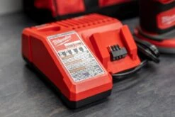 Milwaukee M18™ Random Orbit Sander -Home Tool Store Q4A0130