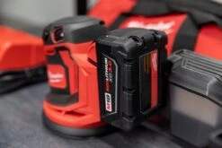 Milwaukee M18™ Random Orbit Sander -Home Tool Store Q4A0134