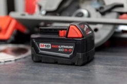 Milwaukee M18™ FUEL™ 6-1/2" Circular Saw -Home Tool Store Q4A0160