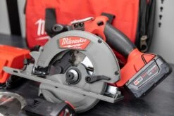 Milwaukee M18™ FUEL™ 6-1/2" Circular Saw -Home Tool Store Q4A0161