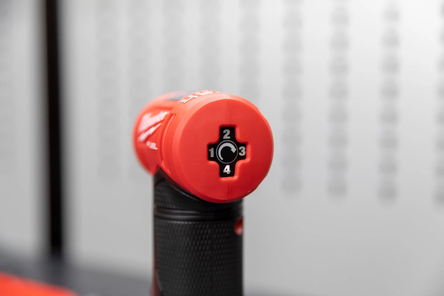 Milwaukee M12™ FUEL™ 1/4" Right Angle Die Grinder Milwaukee M12™ FUEL™ 1/4" Right Angle Die Grinder -Home Tool Store Q4A0210 scaled