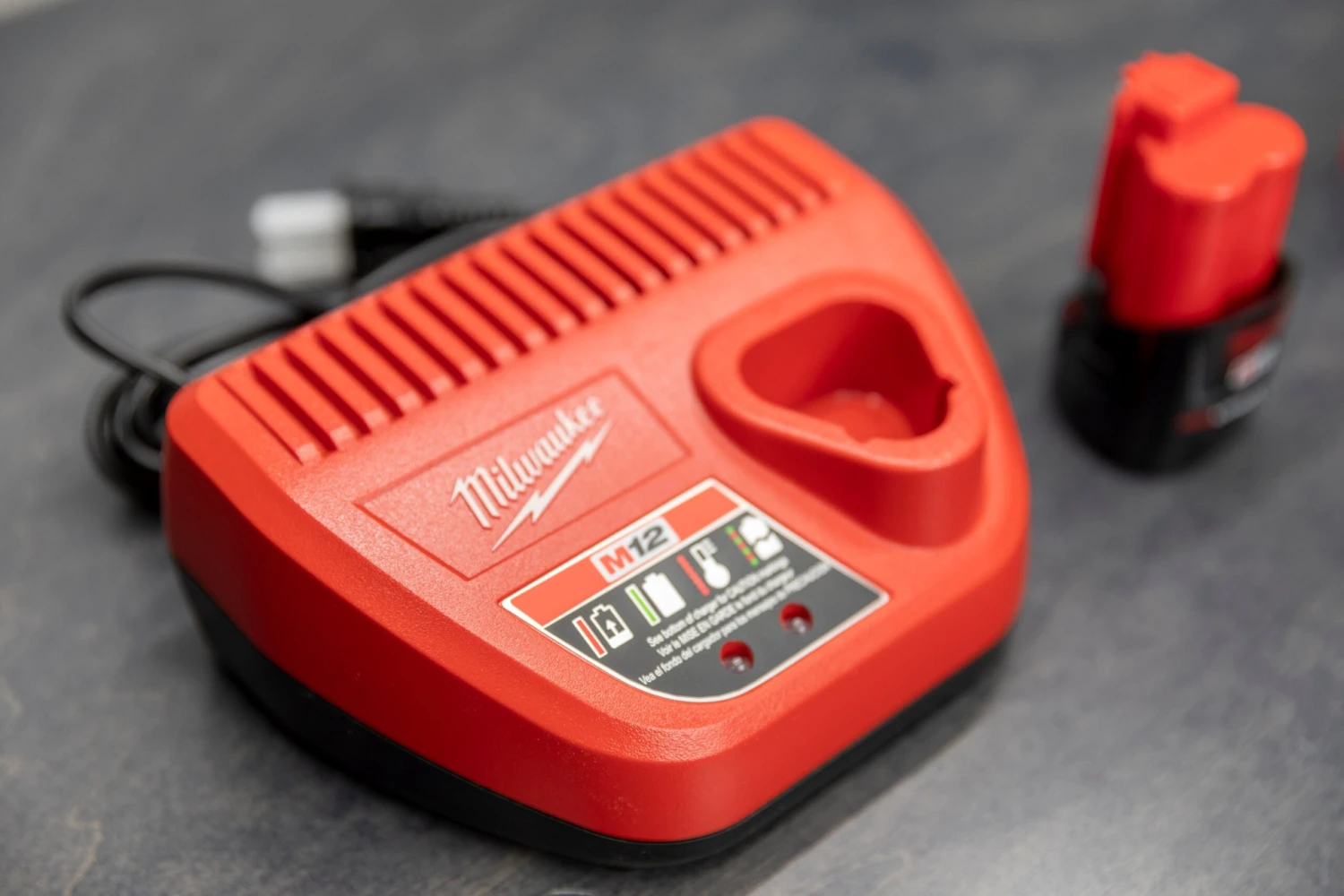 Milwaukee M12™ FUEL™ 1/4" Right Angle Die Grinder Milwaukee M12™ FUEL™ 1/4" Right Angle Die Grinder -Home Tool Store Q4A0212 scaled