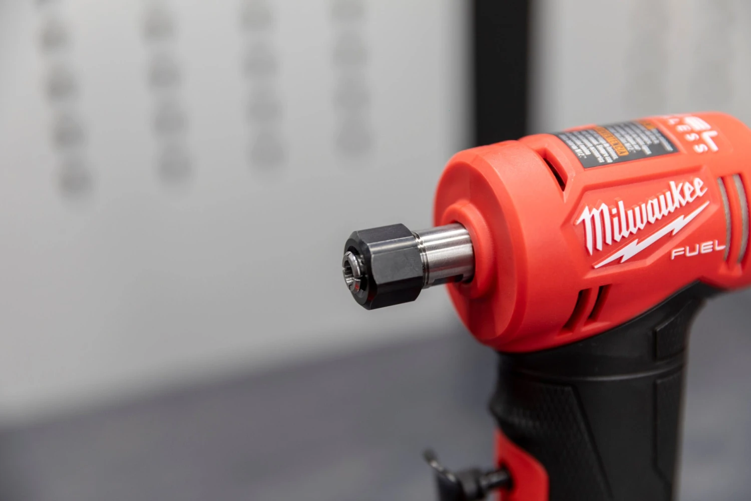 Milwaukee M12™ FUEL™ 1/4" Right Angle Die Grinder Milwaukee M12™ FUEL™ 1/4" Right Angle Die Grinder -Home Tool Store Q4A0215 scaled