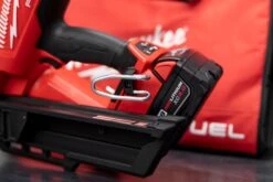 Milwaukee M18 FUEL™ 30 Degree Framing Nailer -Home Tool Store Q4A0335