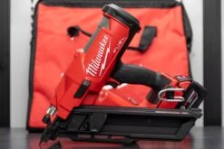 Milwaukee M18 FUEL™ 30 Degree Framing Nailer -Home Tool Store Q4A0336