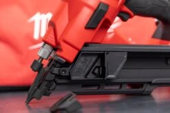 Milwaukee M18 FUEL™ 30 Degree Framing Nailer -Home Tool Store Q4A0338