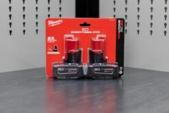 Milwaukee M12™ Batteries: REDLITHIUM™ (2.0-6.0) 4 Milwaukee M12™ Batteries: REDLITHIUM™ (2.0-6.0) -Home Tool Store Q4A1427