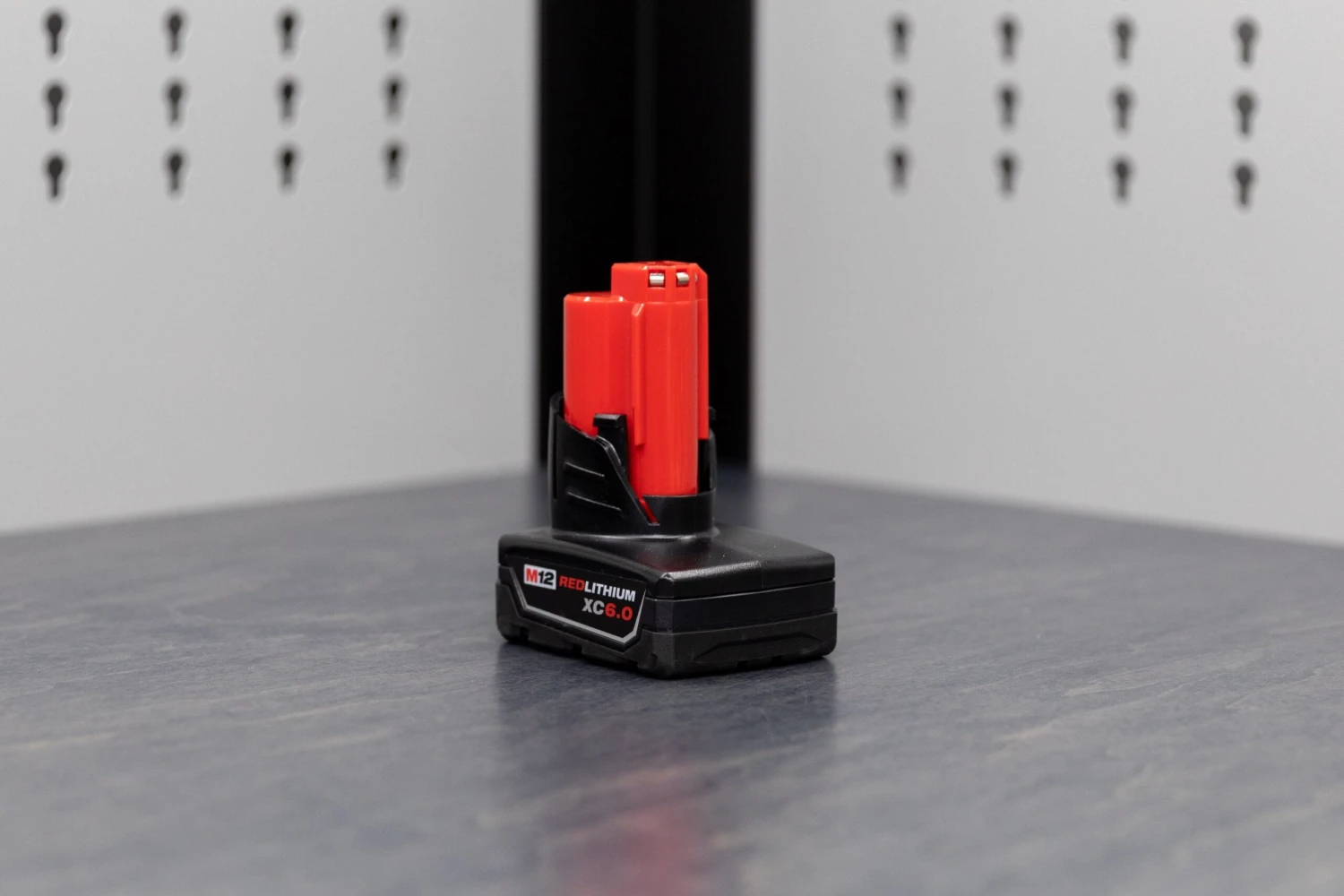 Milwaukee M12™ Batteries: REDLITHIUM™ (2.0-6.0) Milwaukee M12™ Batteries: REDLITHIUM™ (2.0-6.0) -Home Tool Store Q4A1435 1234e1ce fb6d 4c01 a4de 183f368967b6 scaled