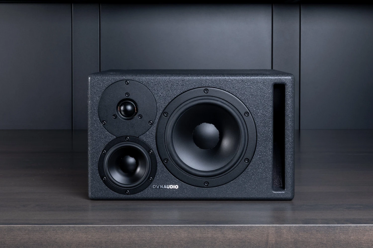 Dynaudio Core Studio Monitors Dynaudio Core Studio Monitors -Home Tool Store Q4A2422 2 df8eaa0d 5e6b 4d07 998a 92d28da68154 scaled