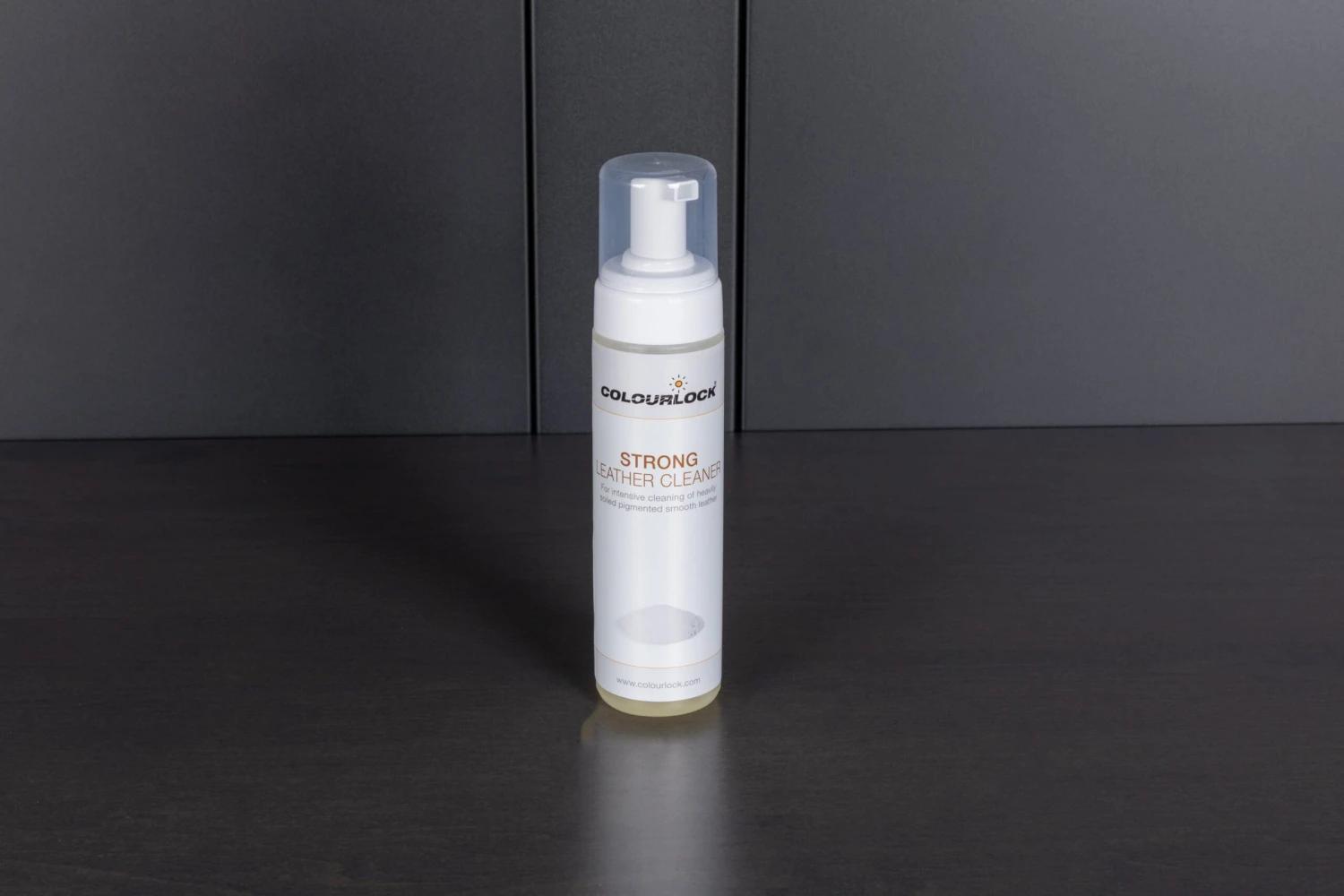 Colourlock Strong Leather Cleaner Colourlock Strong Leather Cleaner -Home Tool Store Q4A3830 scaled