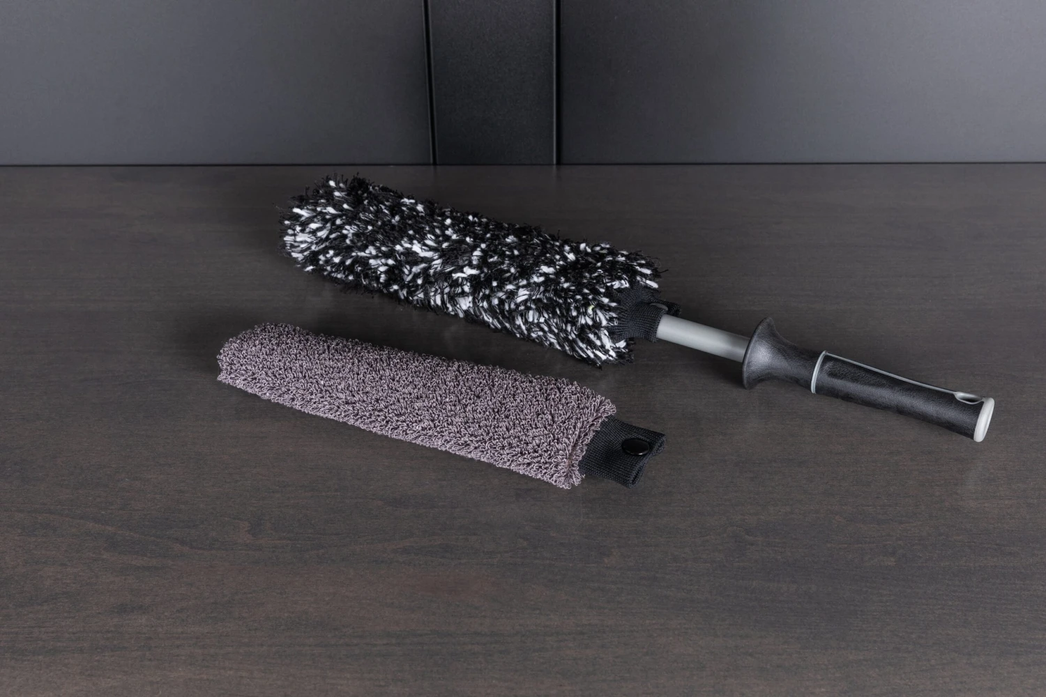 Detail Factory Wheel Cleaning Brush Kit with Interchangeable Covers Detail Factory Wheel Cleaning Brush Kit With Interchangeable Covers -Home Tool Store Q4A4627 scaled