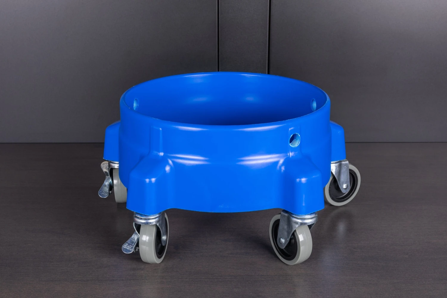 Bucket Dolly Bucket Dolly -Home Tool Store Q4A4769 scaled