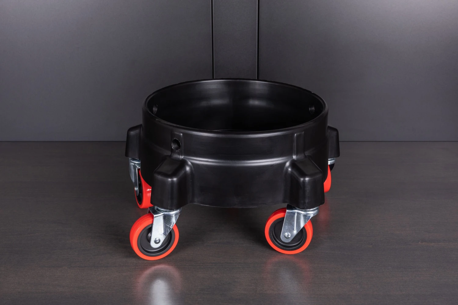Bucket Dolly Bucket Dolly -Home Tool Store Q4A4775 scaled