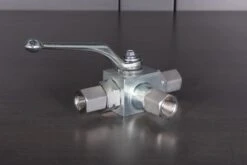 High-Pressure 3-Way Valve