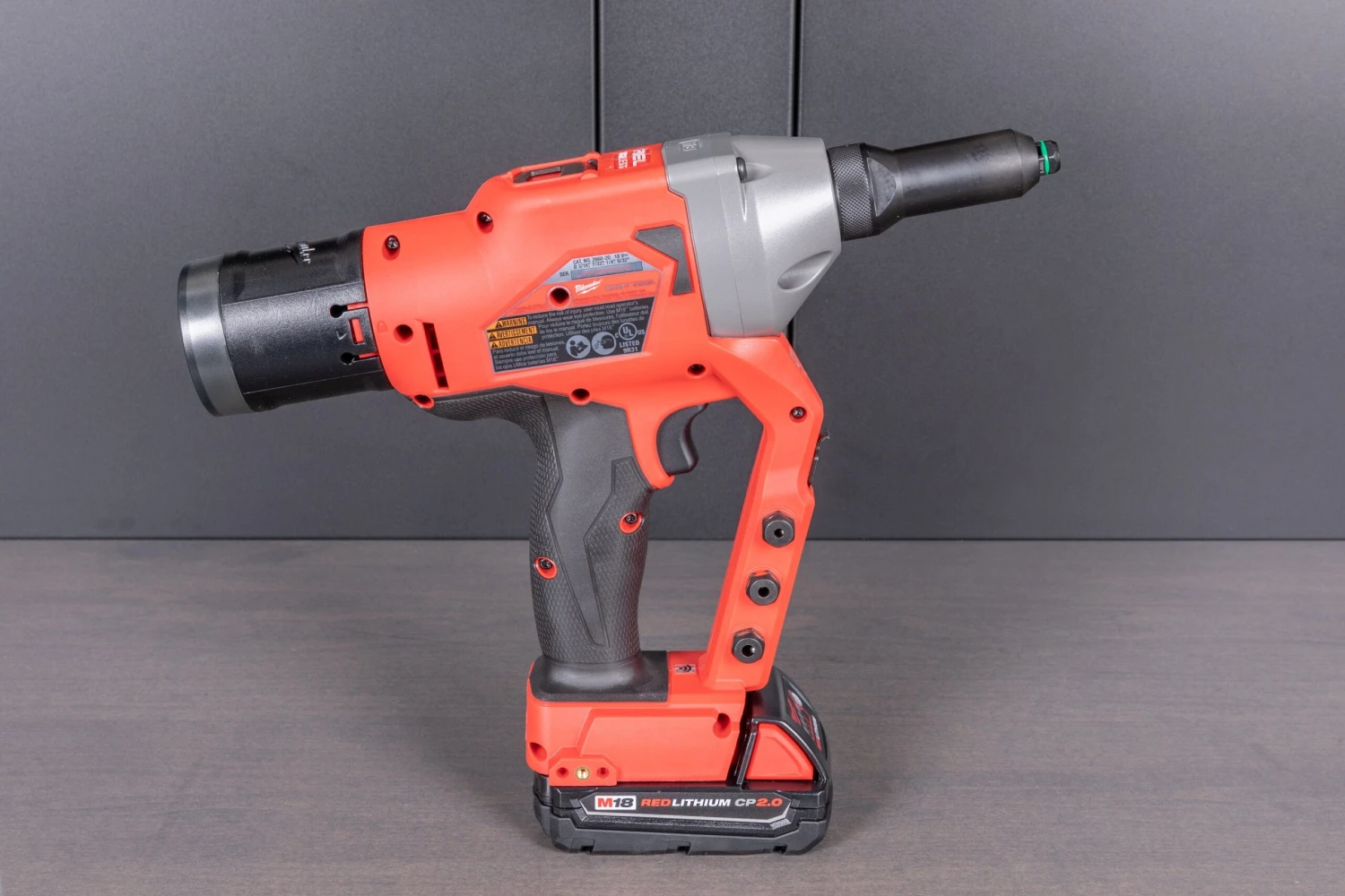 Milwaukee M18 FUEL™ 1/4" Blind Rivet Tool w/ ONE-KEY™ Milwaukee M18 FUEL™ 1/4" Blind Rivet Tool W/ ONE-KEY™ -Home Tool Store Q4A8486 scaled