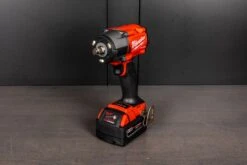 M18 Fuel 1/2" Mid-Torque Impact Wrench W/Friction Ring