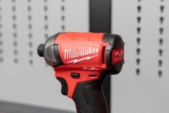Milwaukee M18™ FUEL™ SURGE™ 1/4" Hex Hydraulic Driver -Home Tool Store Q4A9496