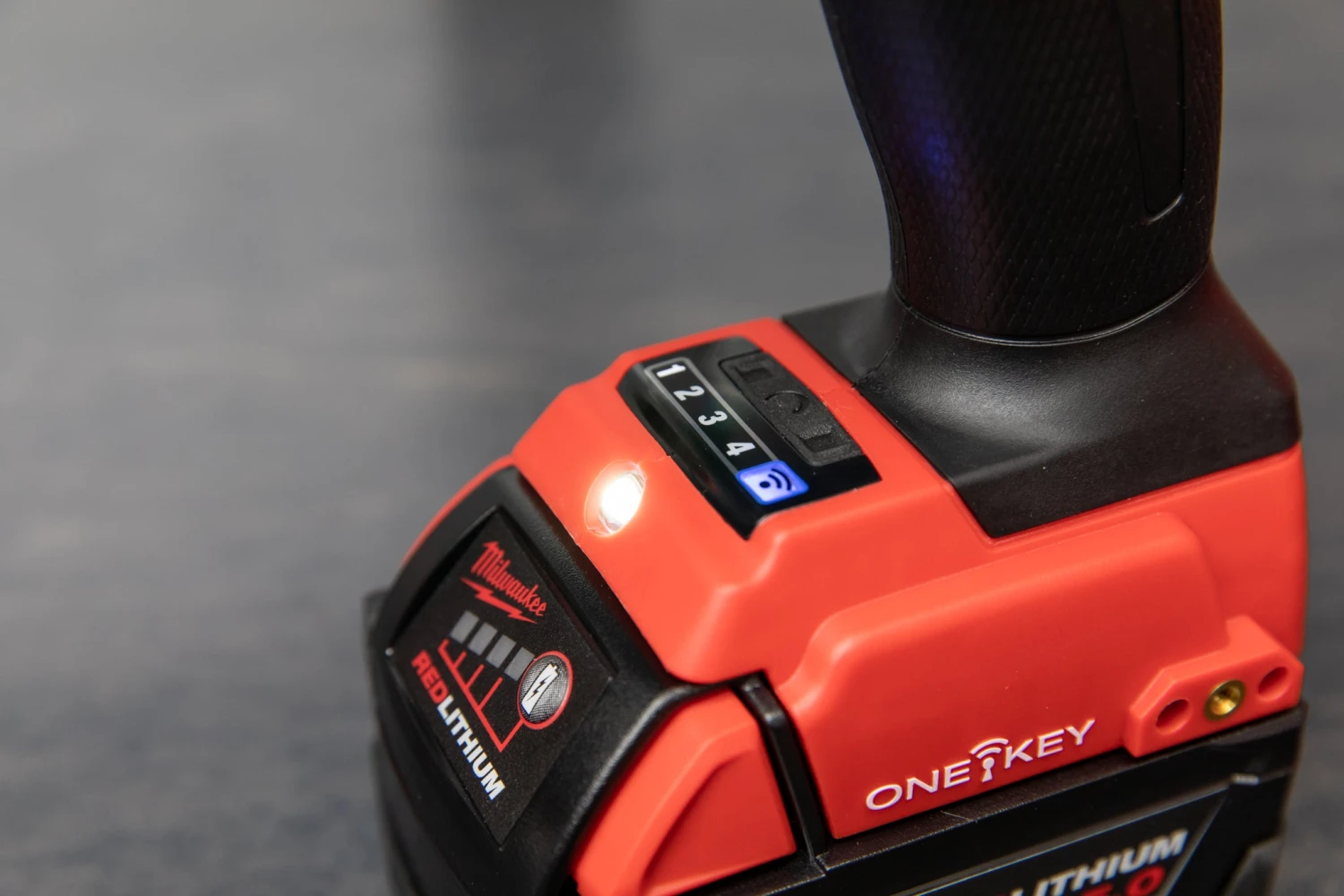 Milwaukee M18™ FUEL™ 1/2” Ext. Anvil Impact Wrench w/ONE-KEY™ Milwaukee M18™ FUEL™ 1/2” Ext. Anvil Impact Wrench W/ONE-KEY™ -Home Tool Store Q4A9525